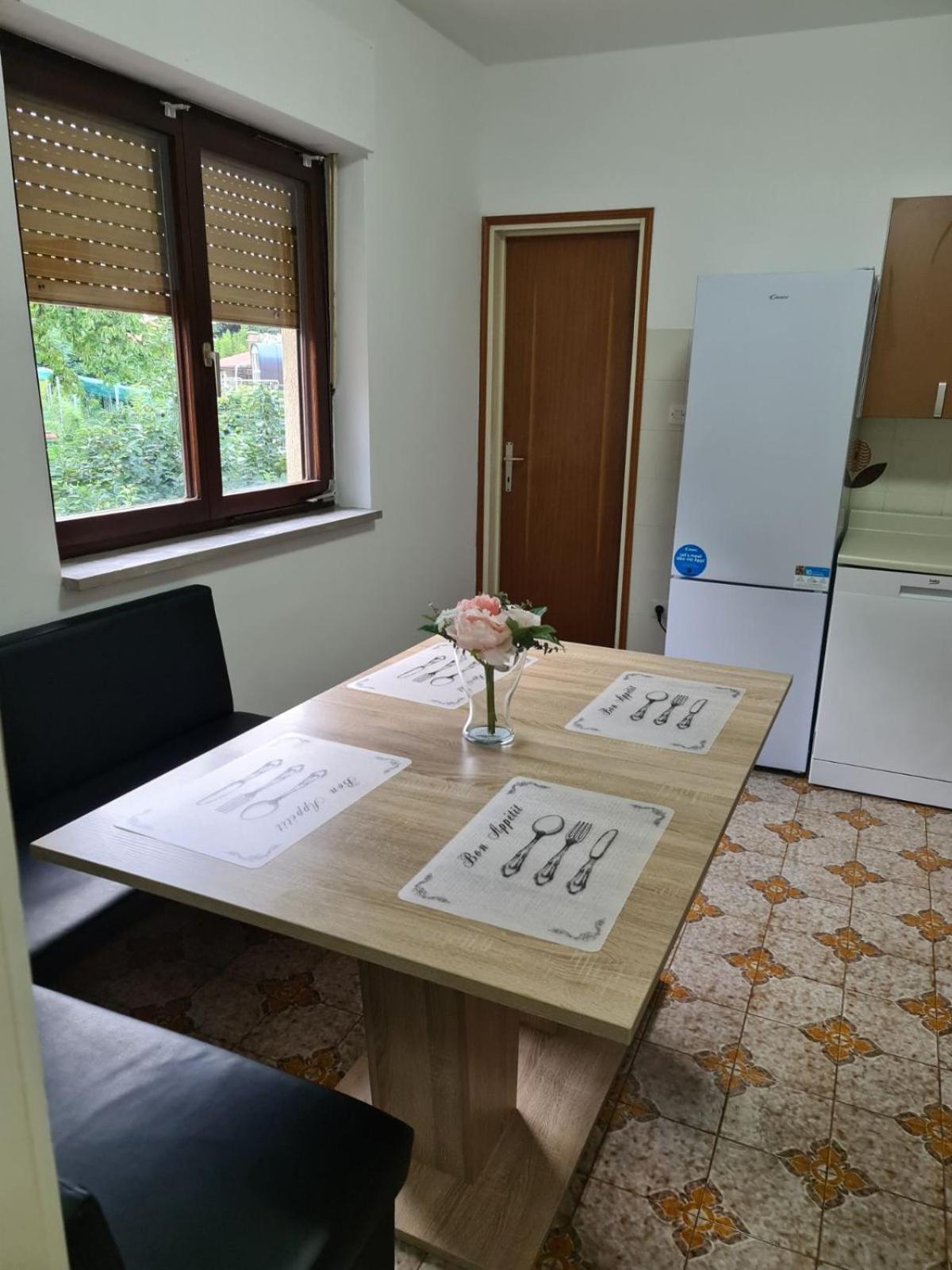 Amore Koper Appartement Buitenkant foto