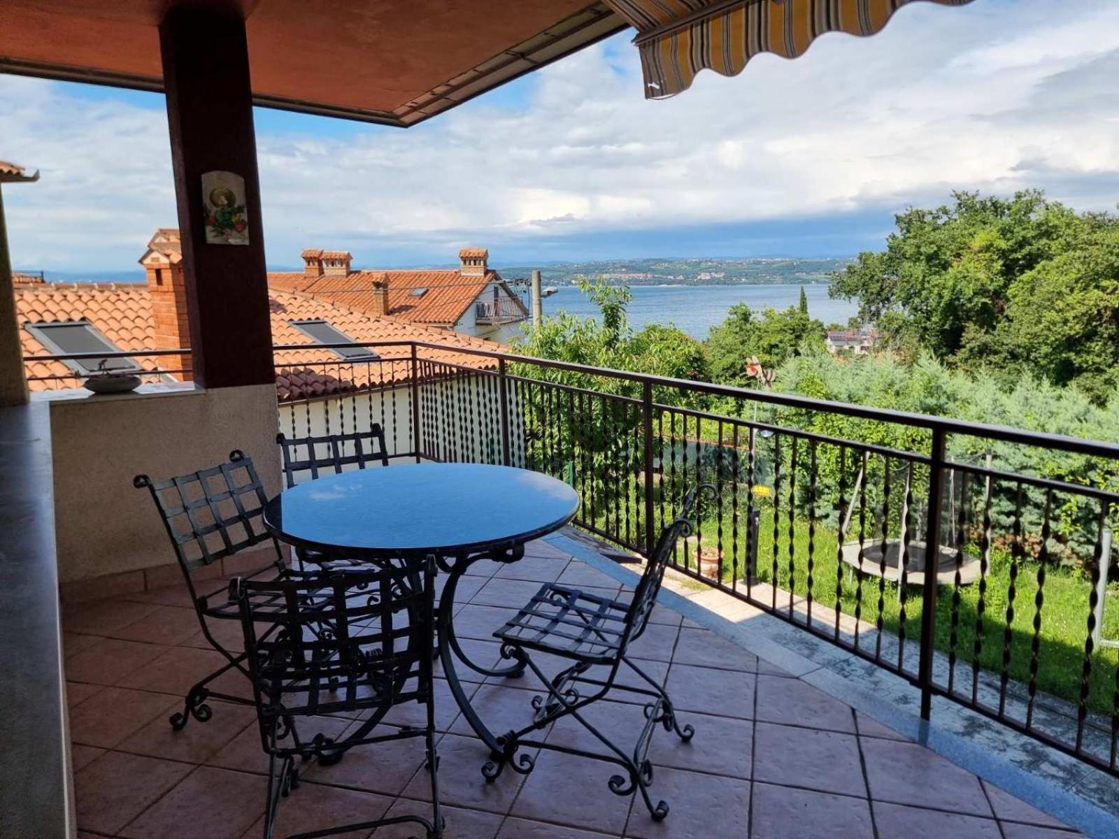 Amore Koper Appartement Buitenkant foto